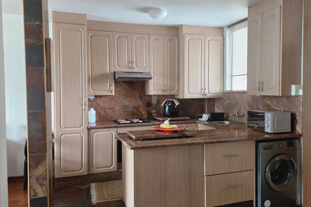 Apartment For Sale in Bedford Gardens - Photo 2