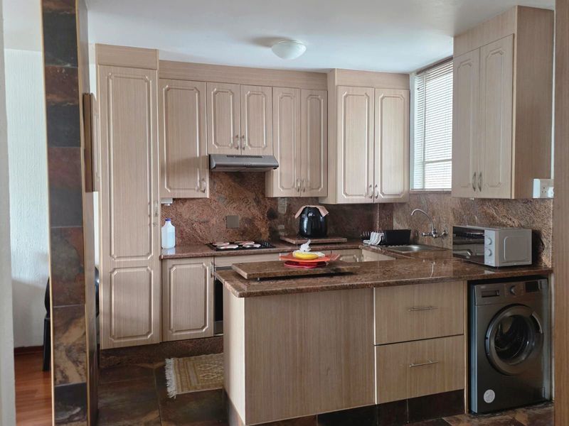 Apartment For Sale in Bedford Gardens - Photo 2