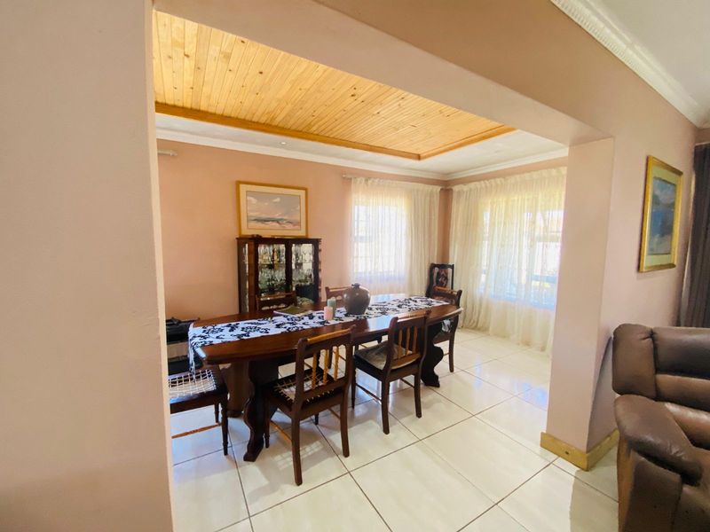 House For Sale in Delvillepark - Photo 7