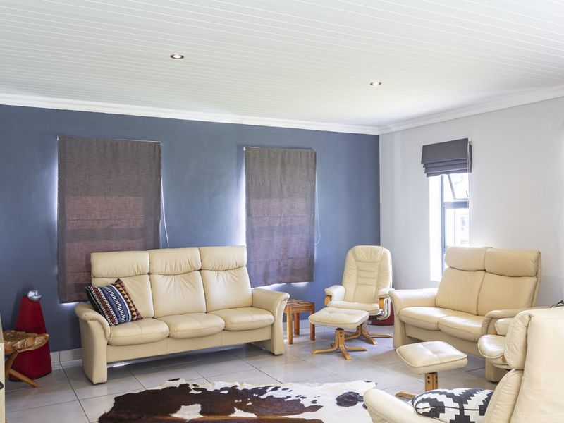 House For Sale in Blue Mountain Village - Photo 10