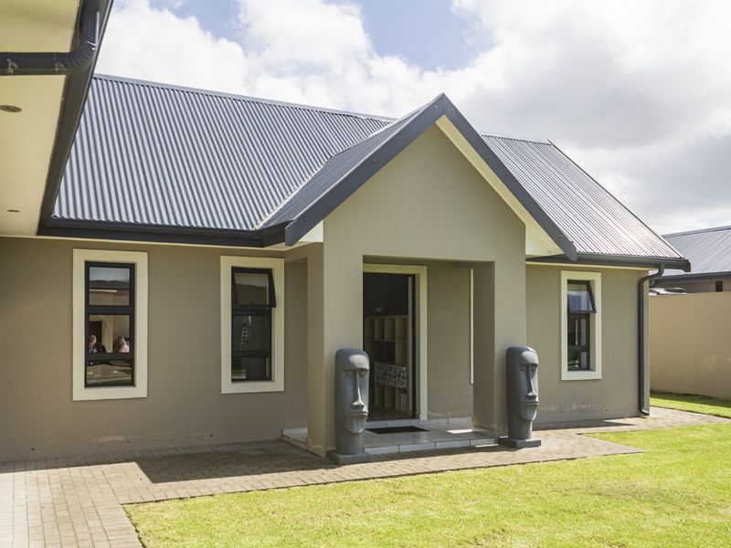 House For Sale in Blue Mountain Village - Photo 2