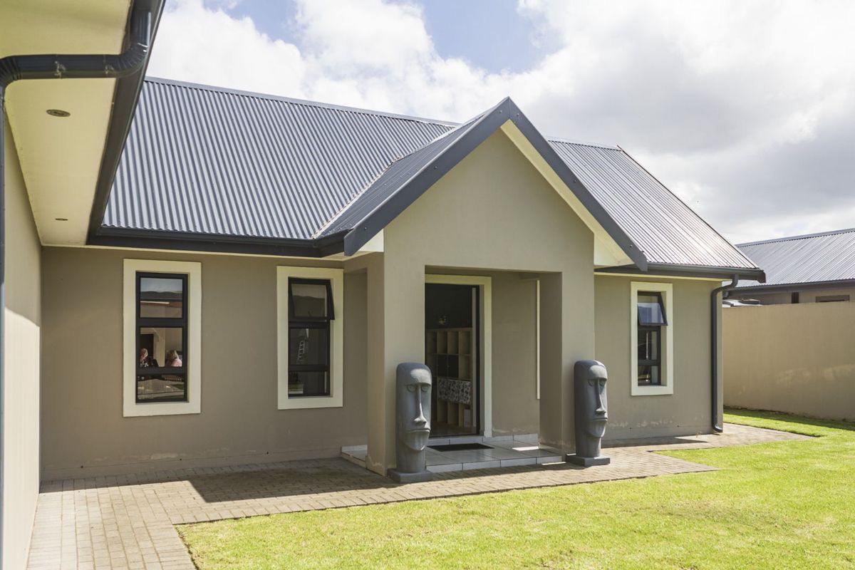 House For Sale in Blue Mountain Village - Photo 2