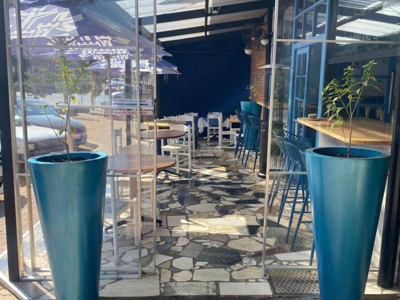 Retail For Sale in Linden - Photo 4