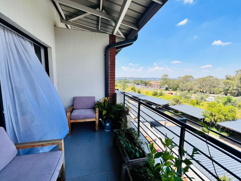 Apartment For Sale in Lonehill - Photo 9