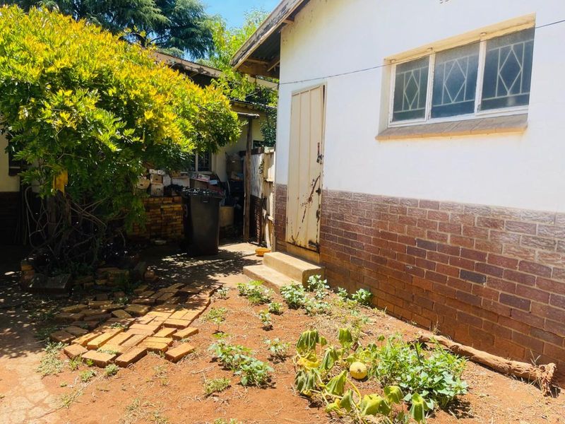 House For Sale in Lyttelton Manor - Photo 9