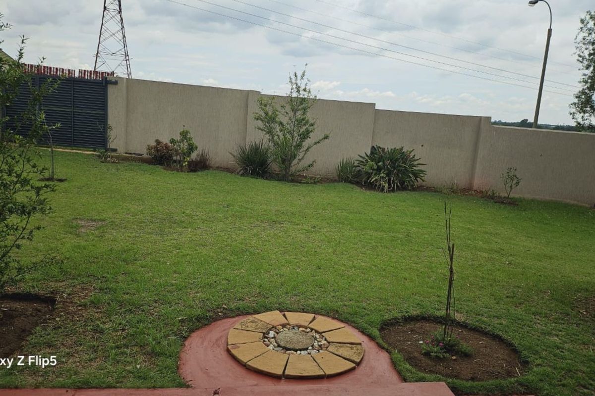 House To Rent in Cresslawn - Photo 3