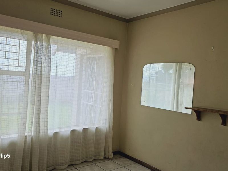 House To Rent in Cresslawn - Photo 8