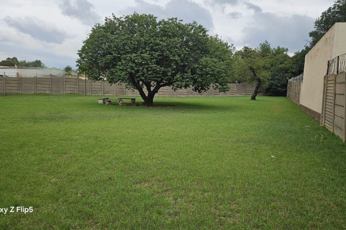 House To Rent in Cresslawn - Photo 2