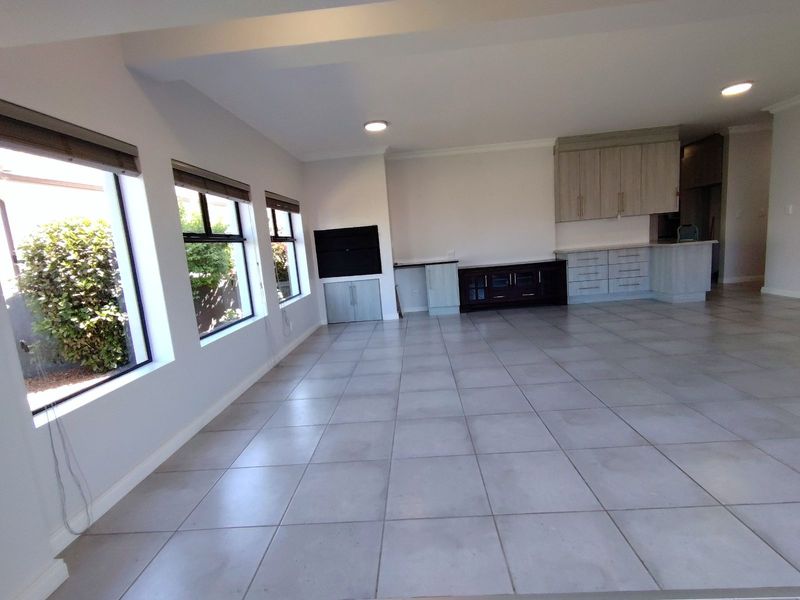 House For Sale in Hartenbos Heuwels - Photo 7