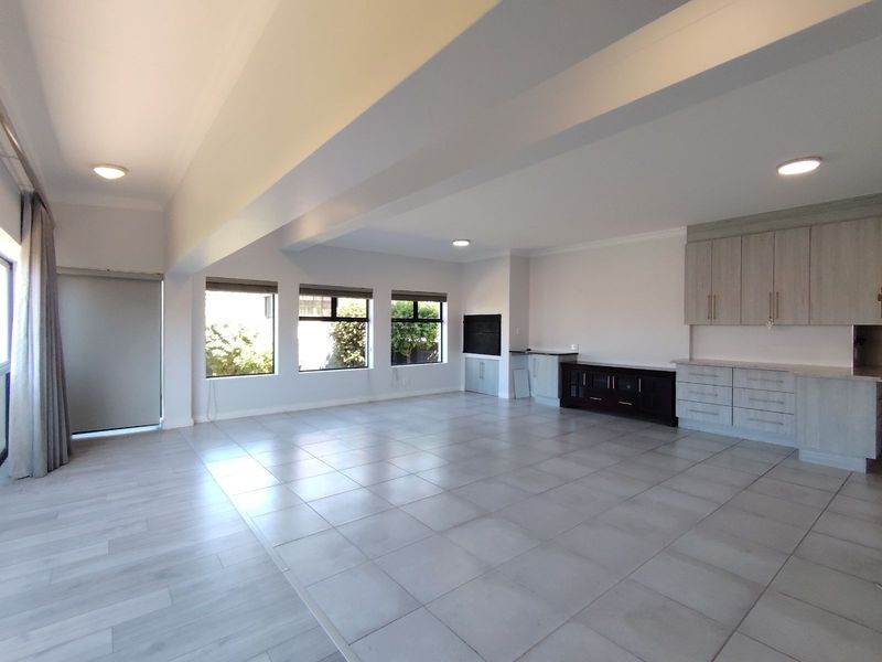 House For Sale in Hartenbos Heuwels - Photo 4