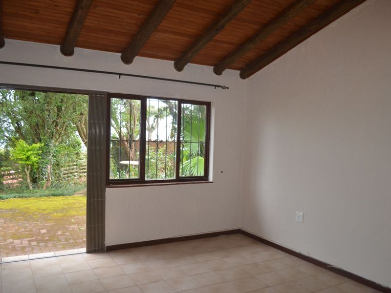 Townhouse For Sale in Bothas Hill - Photo 6