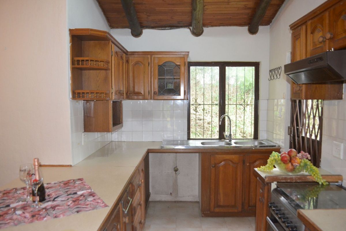 Townhouse For Sale in Bothas Hill - Photo 2