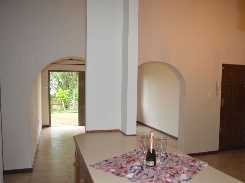 Townhouse For Sale in Bothas Hill - Photo 3