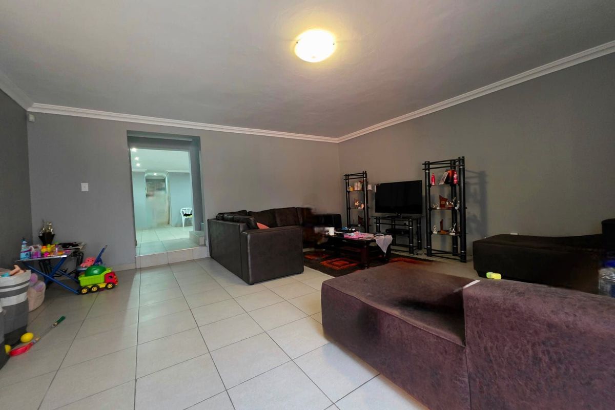 House To Rent in Secunda Central - Photo 5