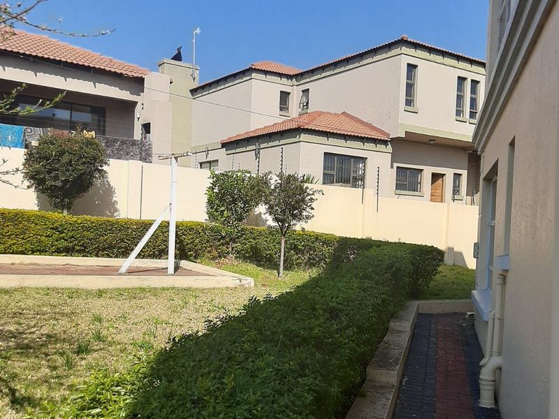 House For Sale in Die Heuwel - Photo 5