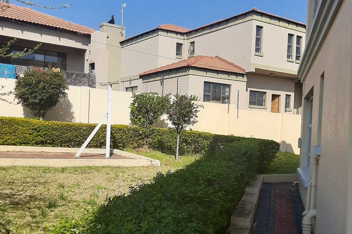 House For Sale in Die Heuwel - Photo 5