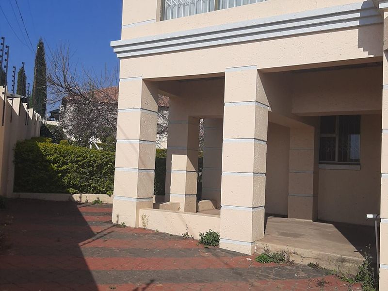 House For Sale in Die Heuwel - Photo 3