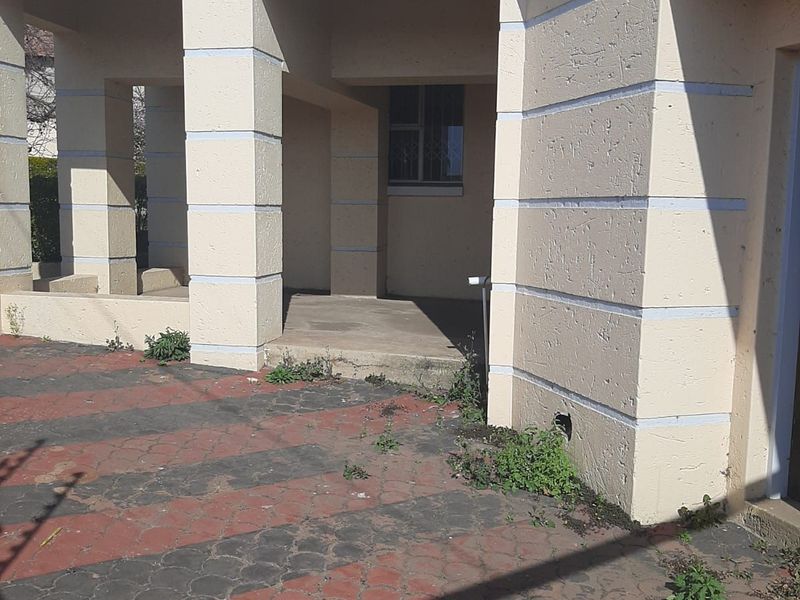 House For Sale in Die Heuwel - Photo 10