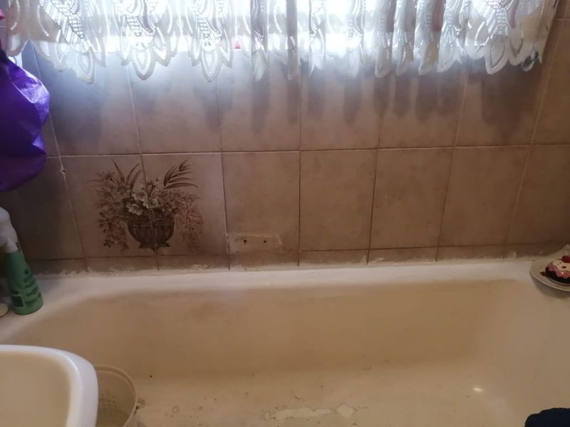 House For Sale in Montclair - Photo 10