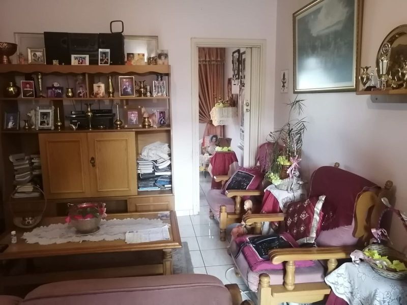 House For Sale in Montclair - Photo 8