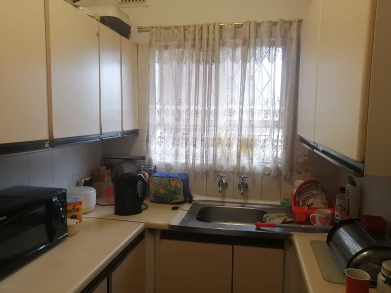 House For Sale in Montclair - Photo 6