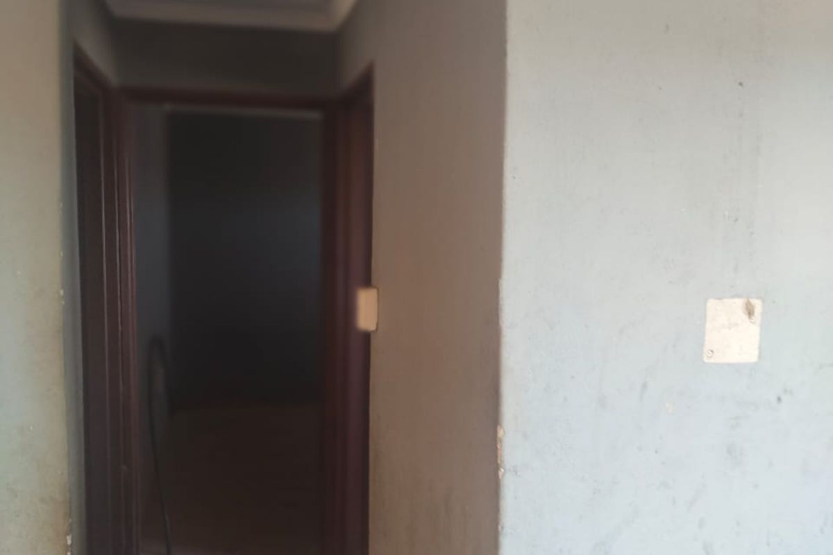 House For Sale in Geluksoord - Photo 2