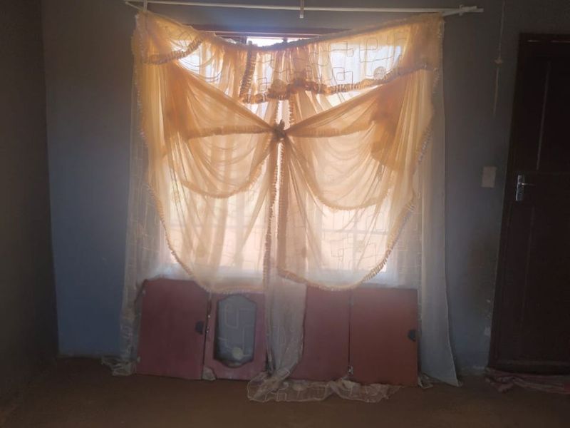 House For Sale in Geluksoord - Photo 10