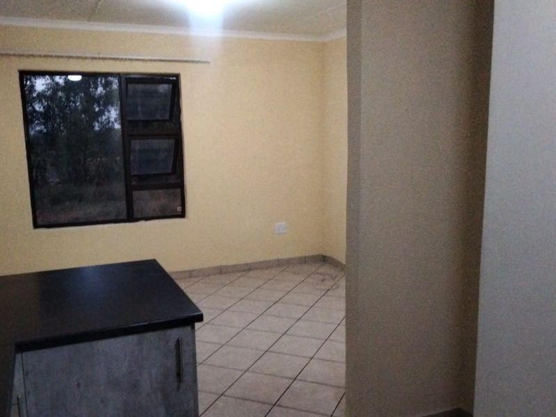 Apartment For Sale in Chantelle - Photo 3