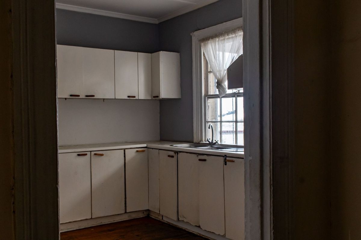 House For Sale in Richmond Hill - Photo 5