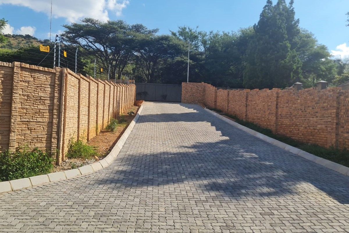 Vacant Land Residential For Sale in Poortview - Photo 3