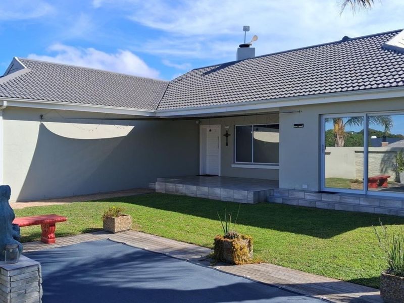 House For Sale in Stilbaai Wes - Photo 4