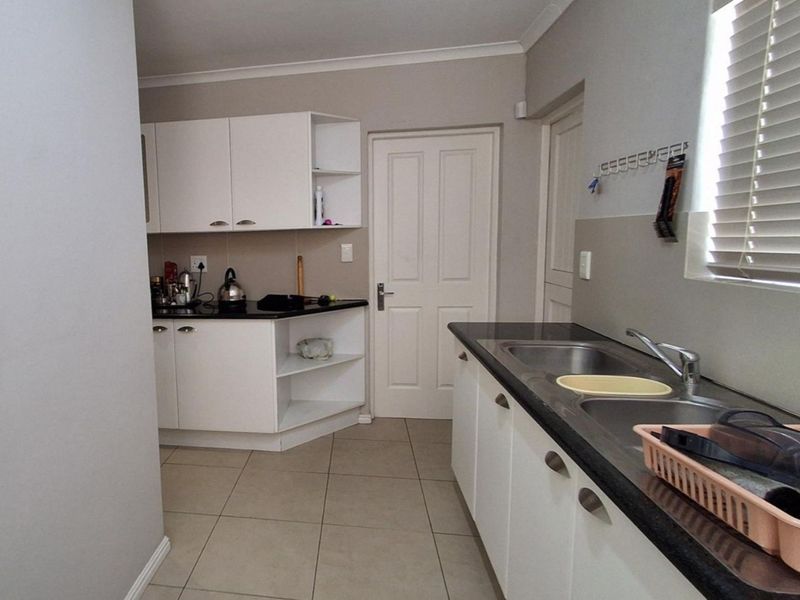 House For Sale in Stilbaai Wes - Photo 10