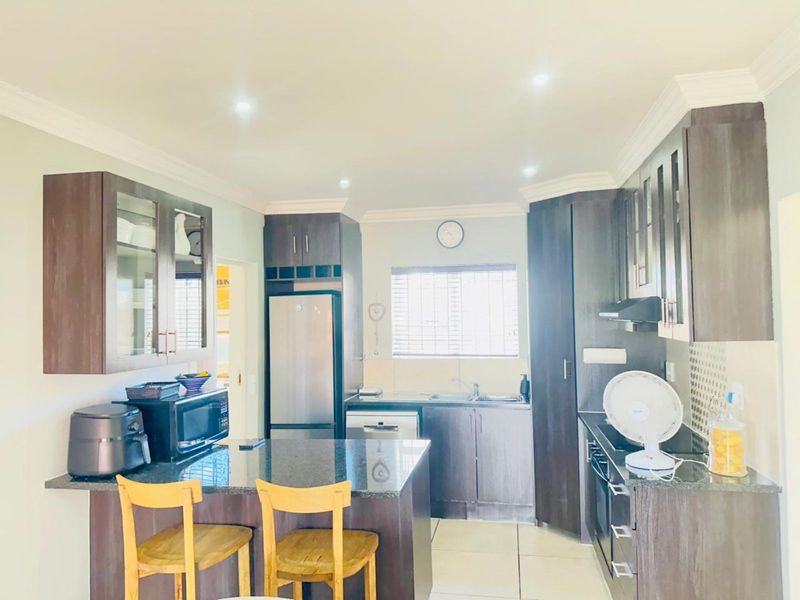 House For Sale in Mount Pleasant - Photo 5