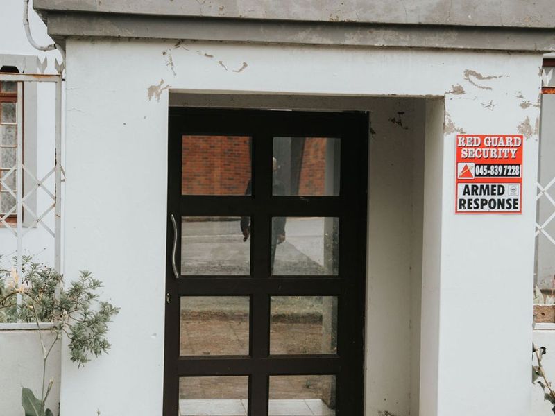 House For Sale in Top Town - Photo 5