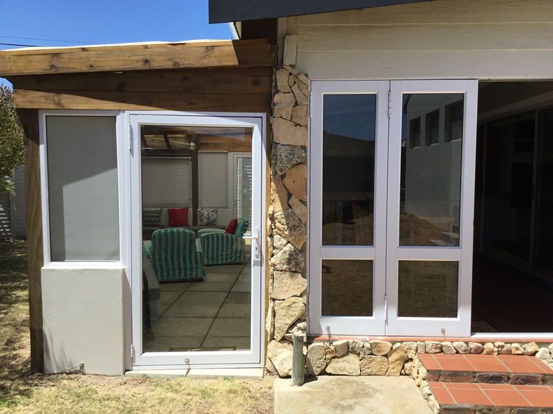 House For Sale in Stilbaai Wes - Photo 2