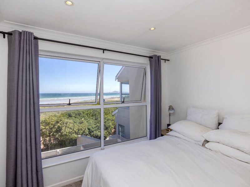 House For Sale in Woodbridge Island - Photo 6