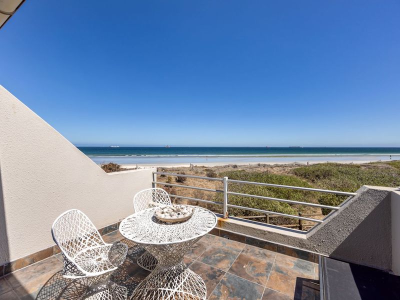 House For Sale in Woodbridge Island - Photo 3