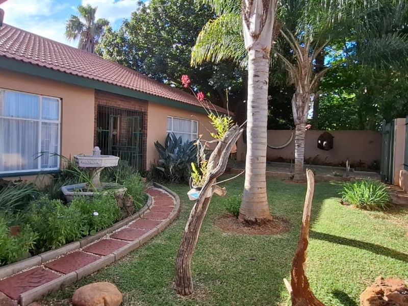 House For Sale in Fauna Park - Photo 2