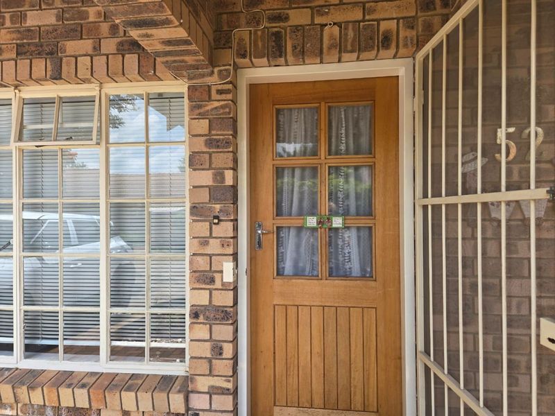 Townhouse For Sale in Polokwane Central - Photo 6