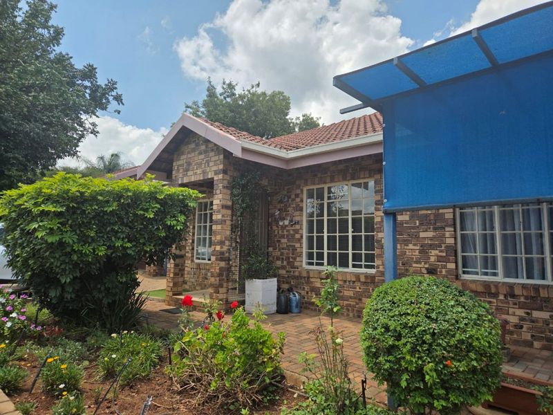 Townhouse For Sale in Polokwane Central - Photo 5