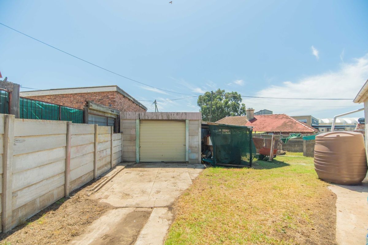 House For Sale in Kensington - Photo 4