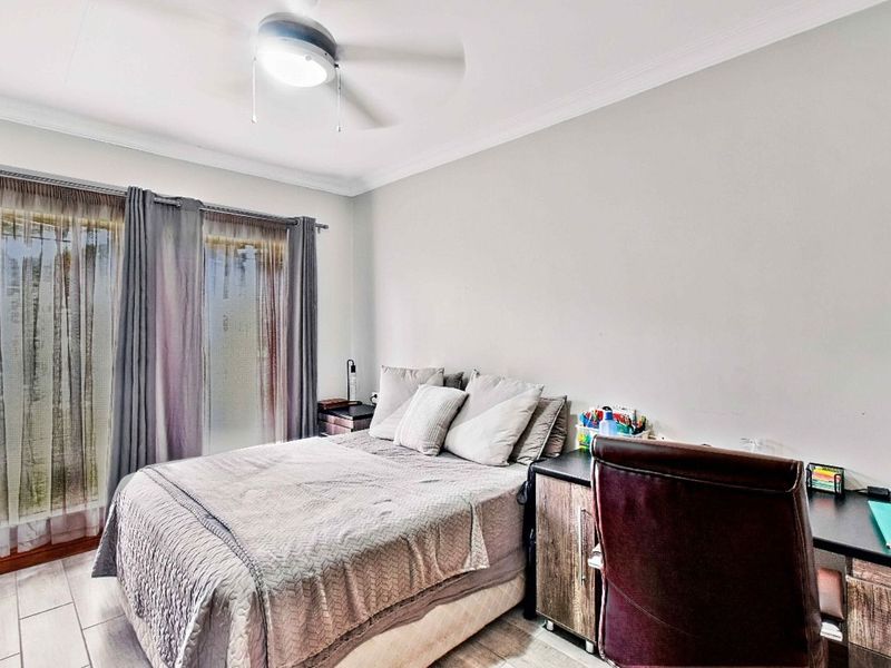 House For Sale in Wonderboom - Photo 9