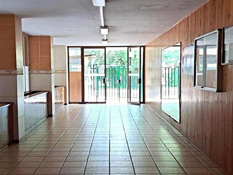 House For Sale in Sunnyside - Photo 6