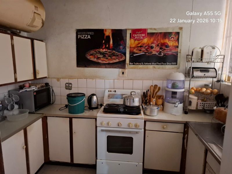 House For Sale in Sunnyside - Photo 9