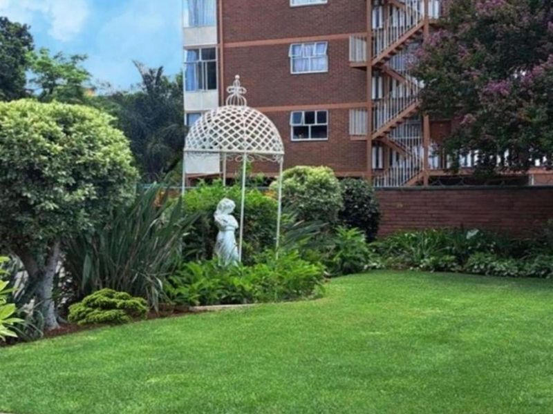 House For Sale in Sunnyside - Photo 5