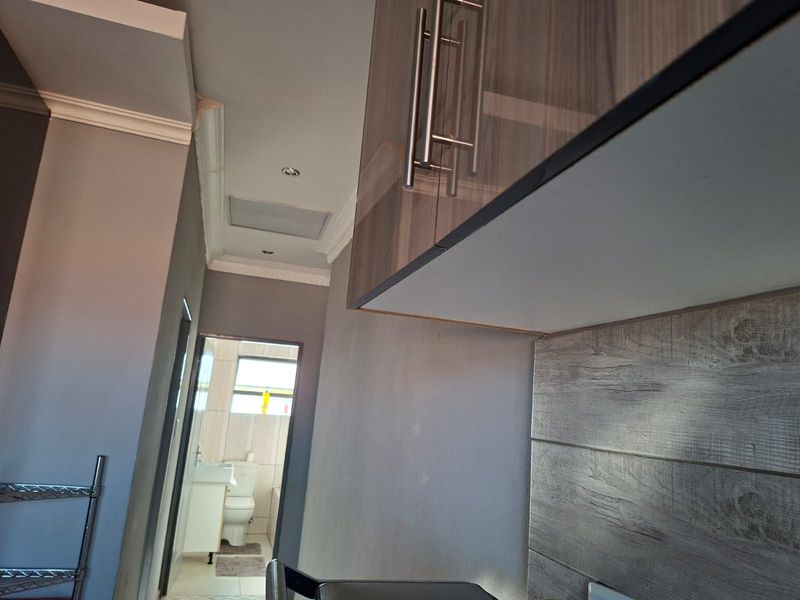 House For Sale in Mahlasedi Park - Photo 3