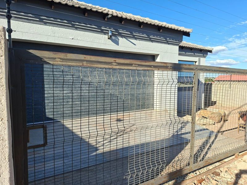 House For Sale in Mahlasedi Park - Photo 9