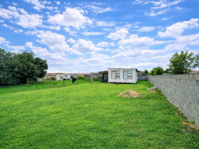 Vacant Land Residential For Sale in George Botha Park - Photo 2