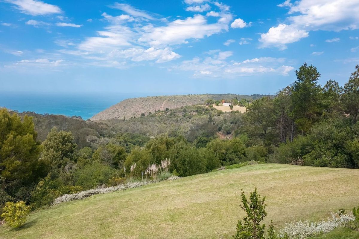 House For Sale in Victoria Bay - Photo 2