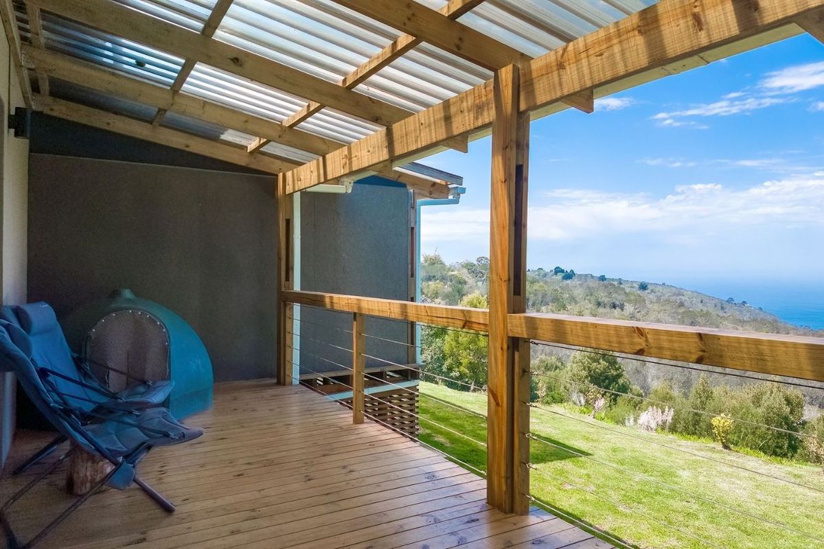 House For Sale in Victoria Bay - Photo 3